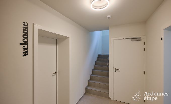 Ruime loft voor 24 personen in Chaudfontaine met10 slaapkamers, wellness met sauna en jacuzzi en priv�terras