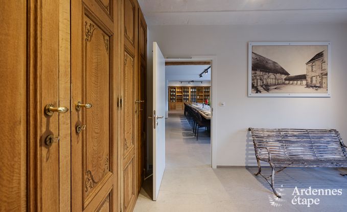 Ruime loft voor 24 personen in Chaudfontaine met10 slaapkamers, wellness met sauna en jacuzzi en priv�terras