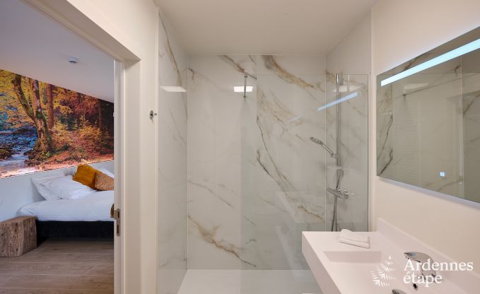 Ruime loft voor 24 personen in Chaudfontaine met10 slaapkamers, wellness met sauna en jacuzzi en priv�terras