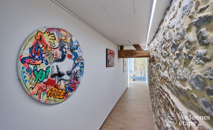 Ruime loft voor 24 personen in Chaudfontaine met10 slaapkamers, wellness met sauna en jacuzzi en priv�terras