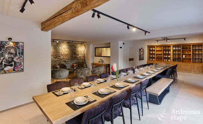 Ruime loft voor 24 personen in Chaudfontaine met10 slaapkamers, wellness met sauna en jacuzzi en priv�terras