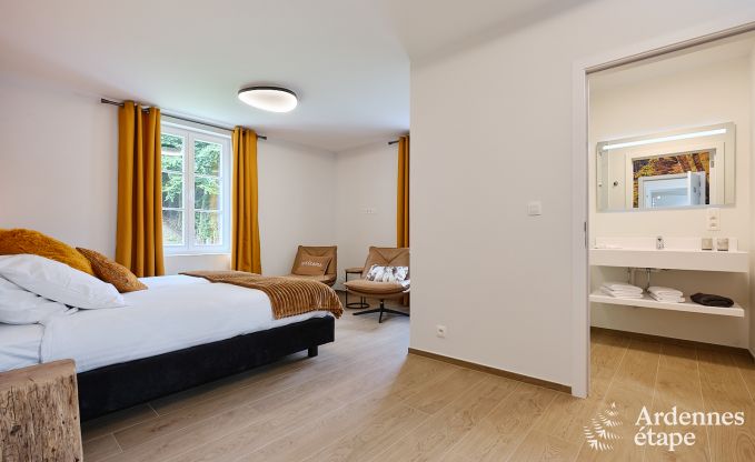 Ruime loft voor 24 personen in Chaudfontaine met10 slaapkamers, wellness met sauna en jacuzzi en priv�terras