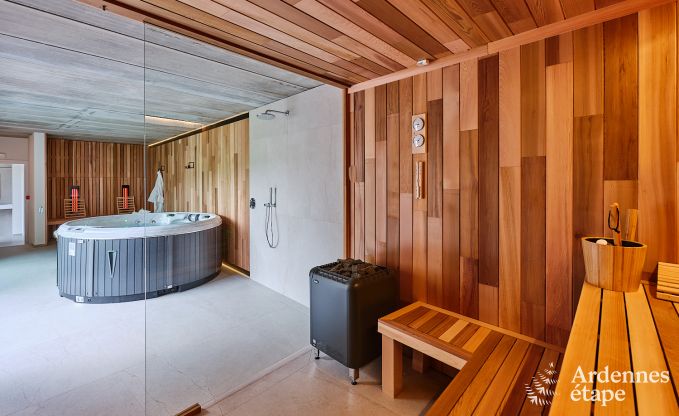 Ruime loft voor 24 personen in Chaudfontaine met10 slaapkamers, wellness met sauna en jacuzzi en privterras