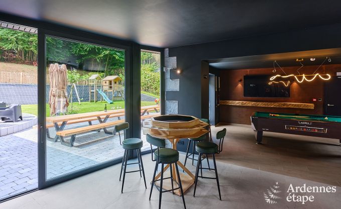 Ruime loft voor 24 personen in Chaudfontaine met10 slaapkamers, wellness met sauna en jacuzzi en privterras