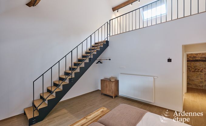 Ruime loft voor 24 personen in Chaudfontaine met10 slaapkamers, wellness met sauna en jacuzzi en privterras