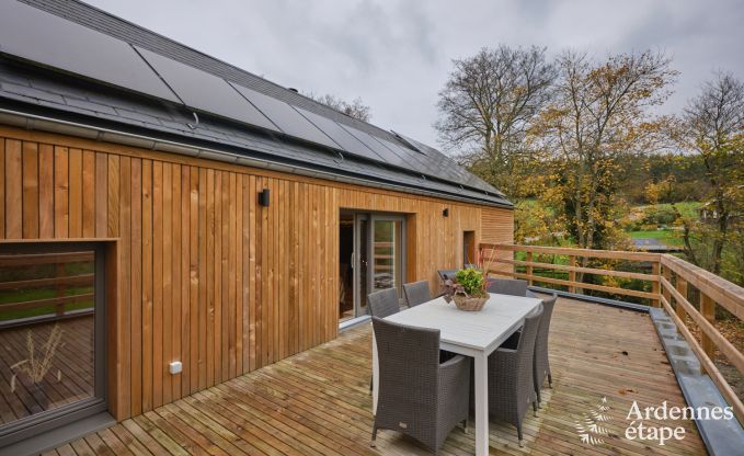 Charmant vakantiehuis voor 5 personen in Chimay: ligt aan een rivier, met terras en uitzicht, pelletkachel