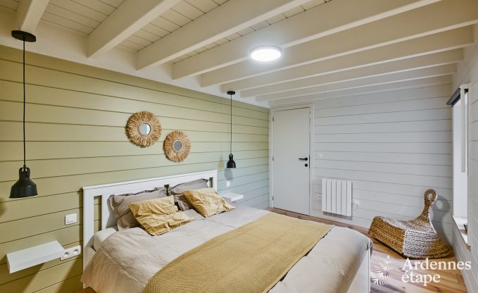 Charmant vakantiehuis voor 5 personen in Chimay: ligt aan een rivier, met terras en uitzicht, pelletkachel