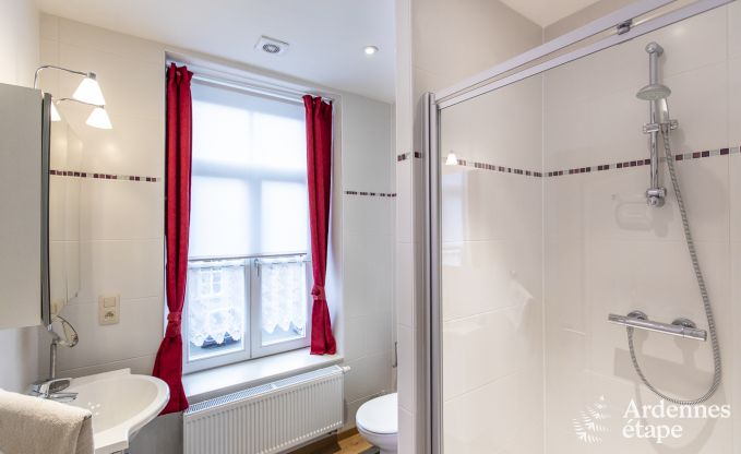 Charmante vakantiewoning in Chimay voor 12 personen met sauna, speelkamer en priv�tuin