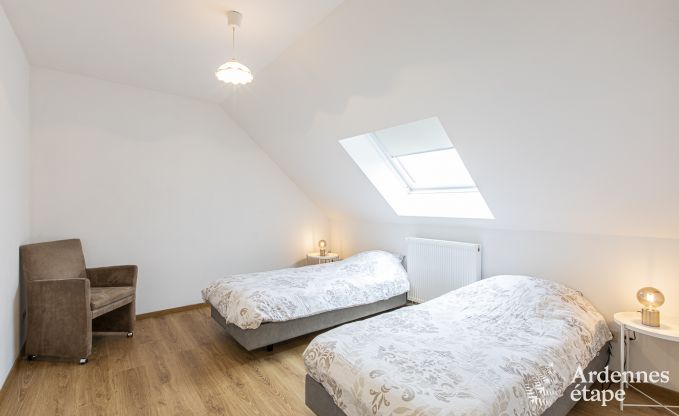 Charmante vakantiewoning in Chimay voor 12 personen met sauna, speelkamer en priv�tuin