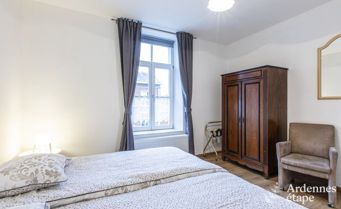 Charmante vakantiewoning in Chimay voor 12 personen met sauna, speelkamer en priv�tuin