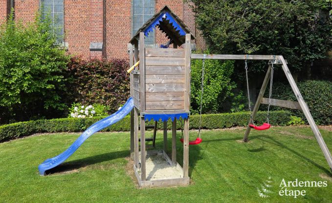 Charmante vakantiewoning in Chimay voor 12 personen met sauna, speelkamer en priv�tuin