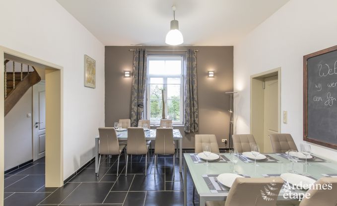 Charmante vakantiewoning in Chimay voor 12 personen met sauna, speelkamer en priv�tuin