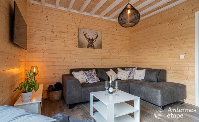 Charmante chalet voor 5 op de oever van de Semois in Chiny, Gaume