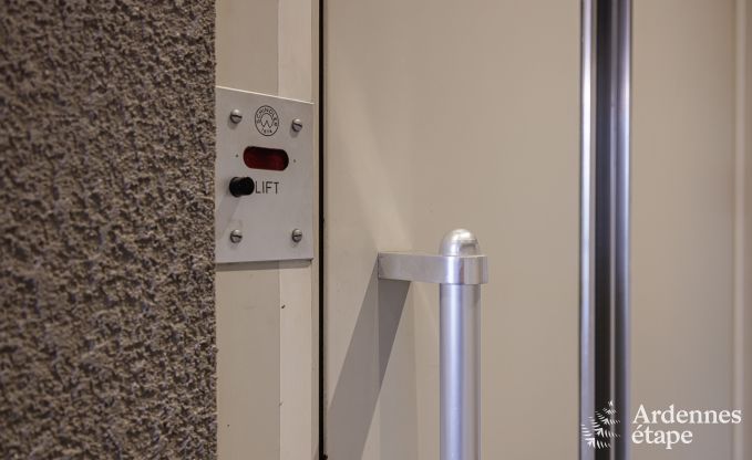 Luxueus kasteel in Chiny voor 32 personen in de Ardennen