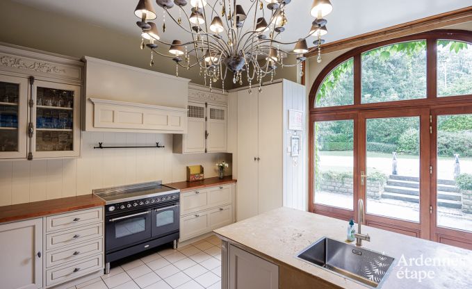 Luxueus kasteel in Chiny voor 32 personen in de Ardennen