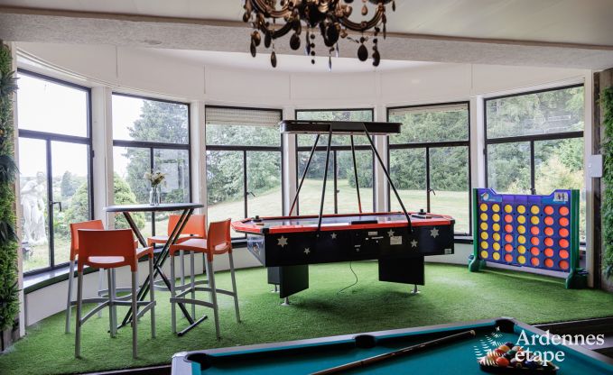 Luxueus kasteel in Chiny voor 32 personen in de Ardennen