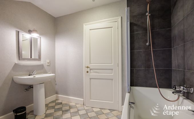 Luxueus kasteel in Chiny voor 32 personen in de Ardennen