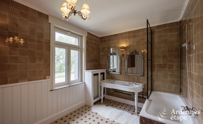 Luxueus kasteel in Chiny voor 32 personen in de Ardennen