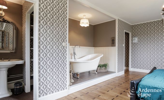 Luxueus kasteel in Chiny voor 32 personen in de Ardennen