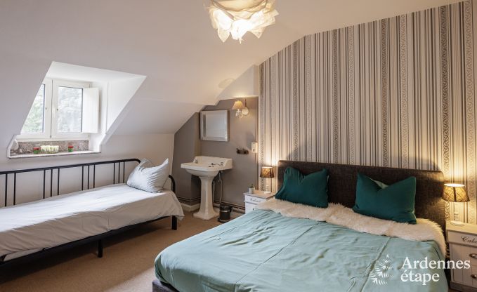 Luxueus kasteel in Chiny voor 32 personen in de Ardennen