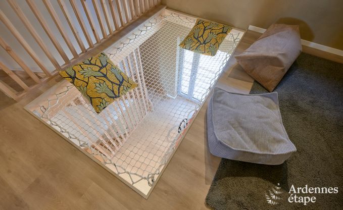 Comfortabele ecochalet voor 10 personen in Ciney met sauna en priv�tuin