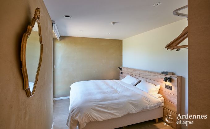 Comfortabele ecochalet voor 10 personen in Ciney met sauna en priv�tuin