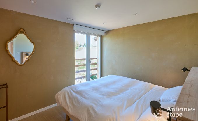 Comfortabele ecochalet voor 10 personen in Ciney met sauna en priv�tuin