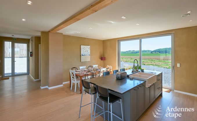 Comfortabele ecochalet voor 10 personen in Ciney met sauna en priv�tuin