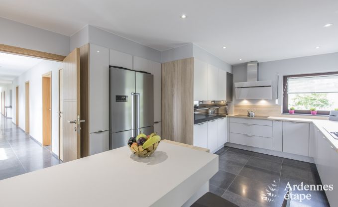Luxe villa in Ciney voor 14 personen in de Ardennen