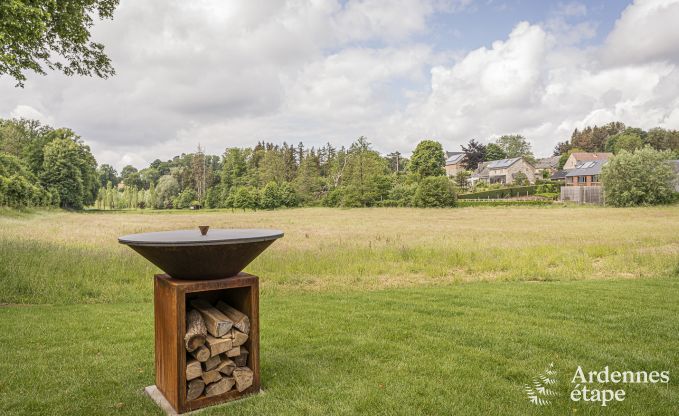 Ontspannende vakantie in de Ardennen: ruime luxe villa voor 10 personen in Ciney met sauna en tuin