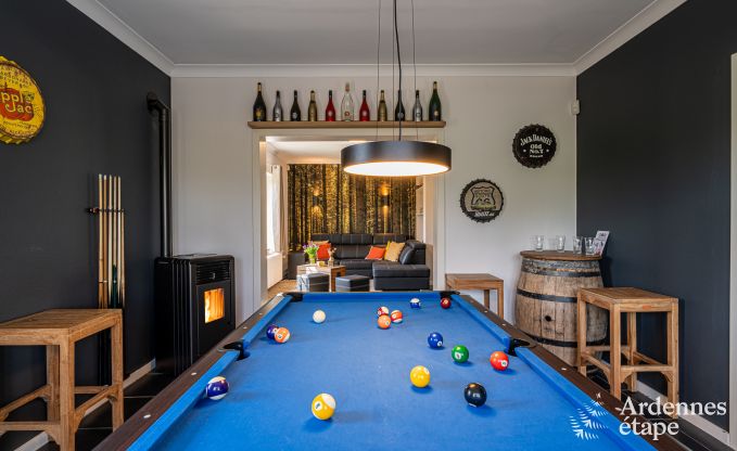 Luxe vakantiewoning in Ciney: huis voor 8 personen met binnenzwembad, sauna en priv�tuin