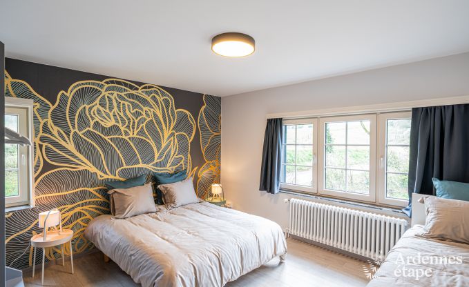 Luxe vakantiewoning in Ciney: huis voor 8 personen met binnenzwembad, sauna en priv�tuin