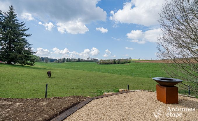 Luxe vakantiewoning in Ciney: huis voor 8 personen met binnenzwembad, sauna en priv�tuin