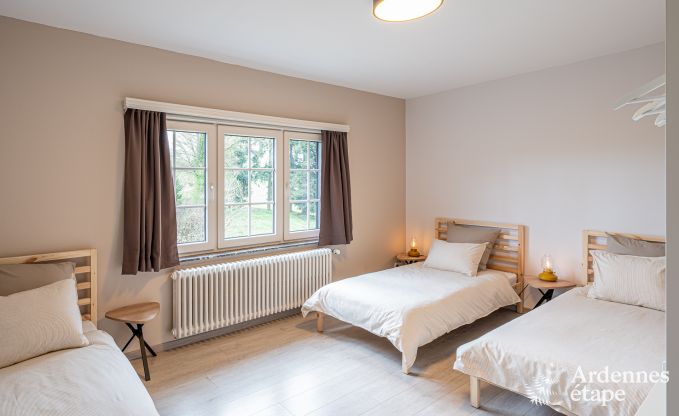 Luxe vakantiewoning in Ciney: huis voor 8 personen met binnenzwembad, sauna en priv�tuin