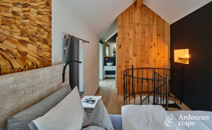 Luxueuze vakantiewoning voor 4 personen met zwembad, sauna en jacuzzi in Ciney