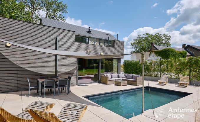 Luxueuze vakantiewoning voor 4 personen met zwembad, sauna en jacuzzi in Ciney