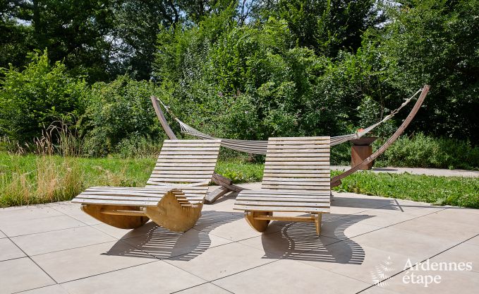 Luxueuze vakantiewoning voor 4 personen met zwembad, sauna en jacuzzi in Ciney