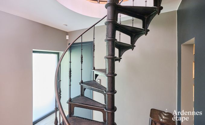 Luxueuze vakantiewoning voor 4 personen met zwembad, sauna en jacuzzi in Ciney