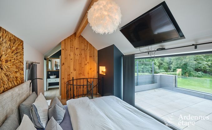 Luxueuze vakantiewoning voor 4 personen met zwembad, sauna en jacuzzi in Ciney