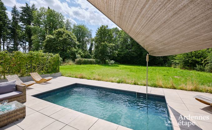 Luxueuze vakantiewoning voor 4 personen met zwembad, sauna en jacuzzi in Ciney