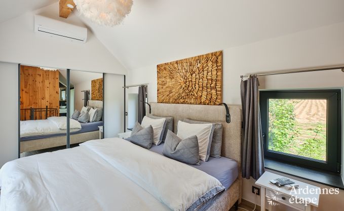 Luxueuze vakantiewoning voor 4 personen met zwembad, sauna en jacuzzi in Ciney