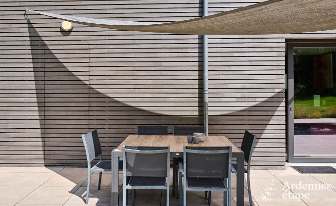 Luxueuze vakantiewoning voor 4 personen met zwembad, sauna en jacuzzi in Ciney