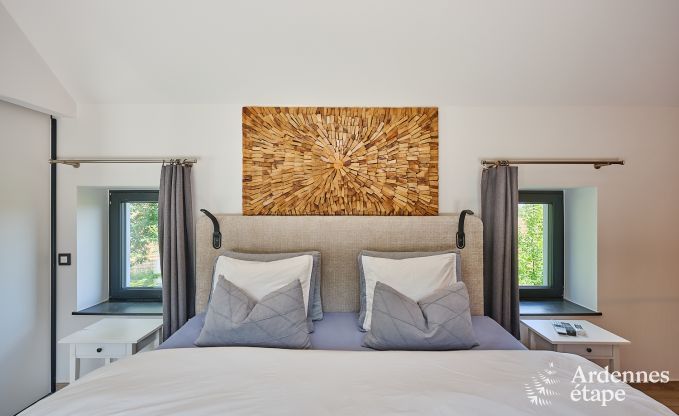 Luxueuze vakantiewoning voor 4 personen met zwembad, sauna en jacuzzi in Ciney