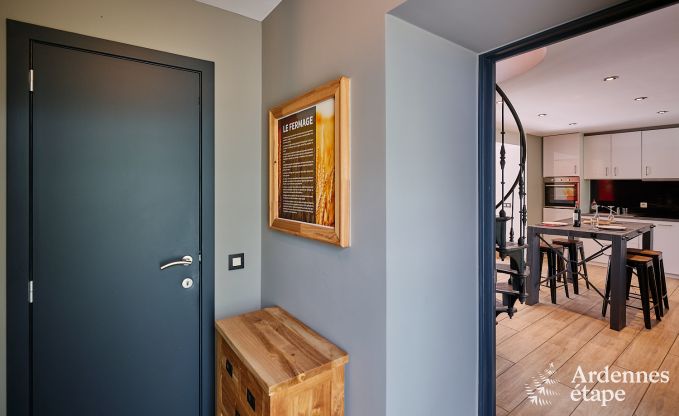 Luxueuze vakantiewoning voor 4 personen met zwembad, sauna en jacuzzi in Ciney