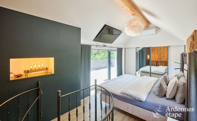 Luxueuze vakantiewoning voor 4 personen met zwembad, sauna en jacuzzi in Ciney