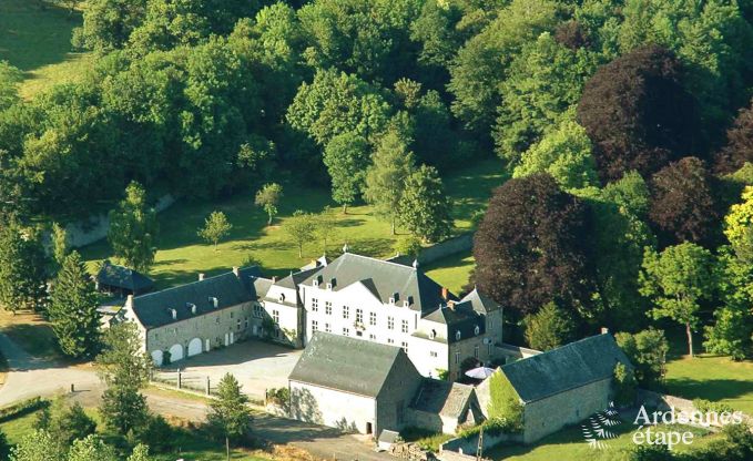 Kasteel in Ciney voor 31 personen in de Ardennen