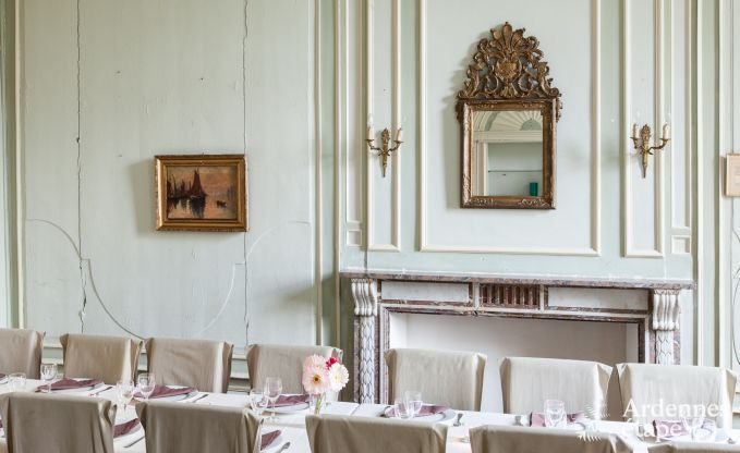 Kasteel in Ciney voor 31 personen in de Ardennen