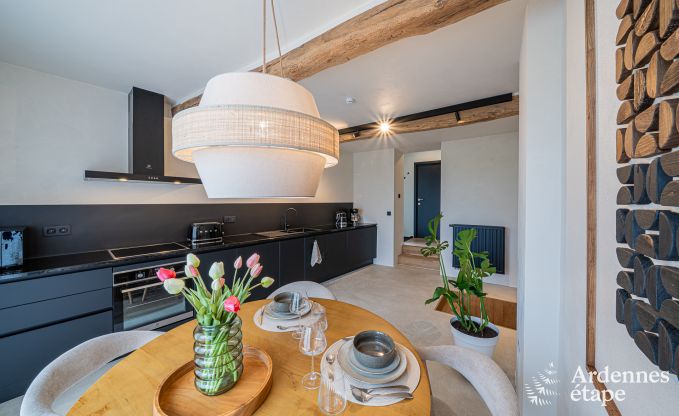 Charmant huisje voor 2 personen in Clavier met slaapkamer, badkamer, jacuzzi en priv�tuin