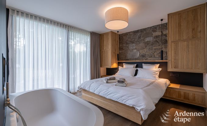 Charmant huisje voor 2 personen in Clavier met slaapkamer, badkamer, jacuzzi en priv�tuin