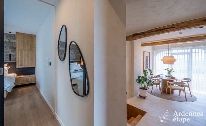 Charmant huisje voor 2 personen in Clavier met slaapkamer, badkamer, jacuzzi en priv�tuin